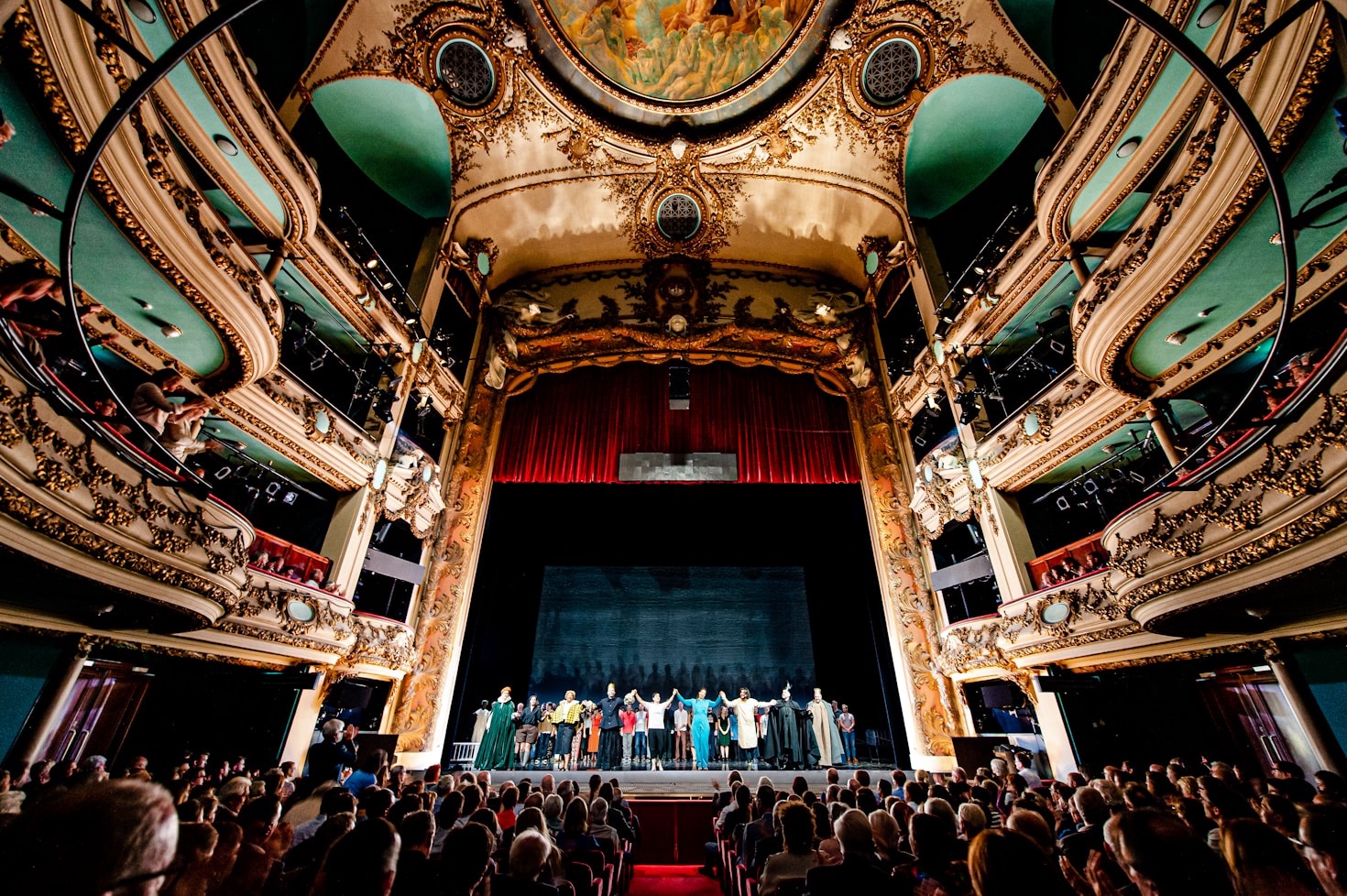 Hinter den Kulissen unseres neuen Theaterstücks